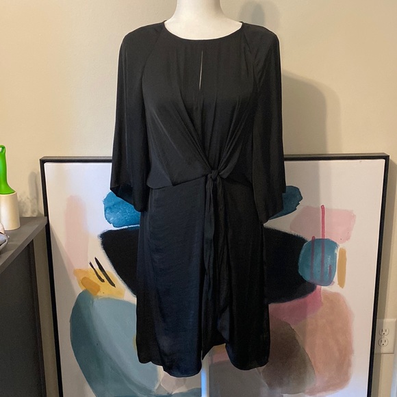 Vince Camuto | Side Tie Ruffled Party Dress - Picture 2 of 5